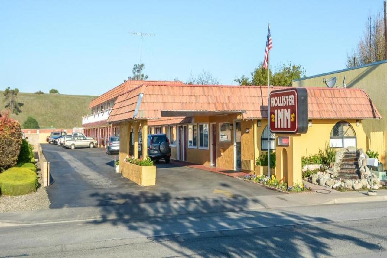 Hollister Inn Eksteriør bilde